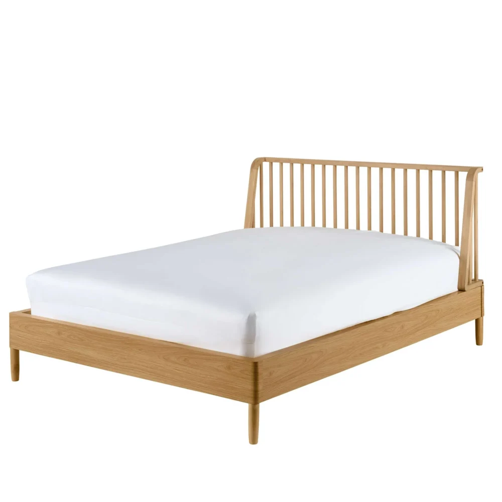 Better Homes & Gardens Lillian Spindle Bed, Queen, Natural Pine Finish - Image 3